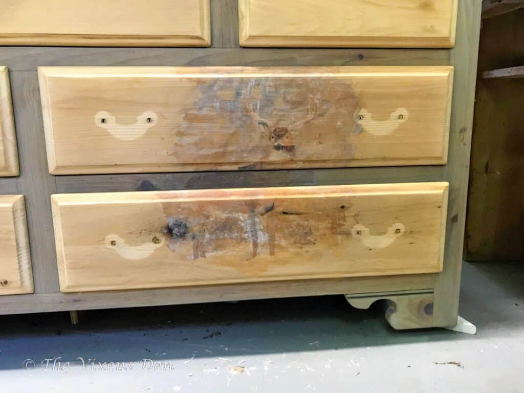 DIY Dresser: Cedar Dresser Drawer Liners