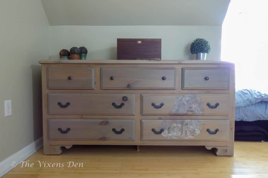 DIY Dresser: Cedar Dresser Drawer Liners