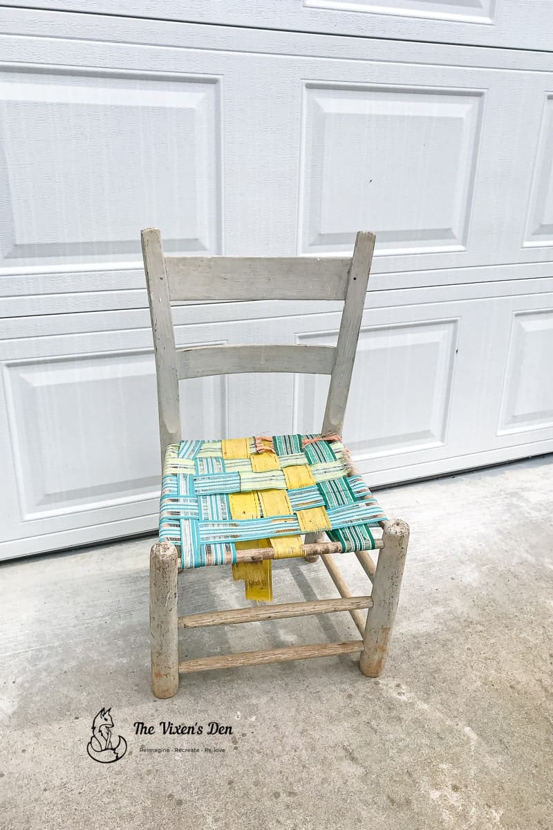 DIY Jute Chair Seat: Give an Old Chair New Purpose