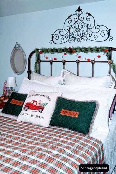 Christmas Decorations for Bedroom - Vintage Style Gal-min