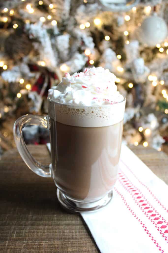 How to Make a Healthy Peppermint Mocha - Mornings on Macedonia-min