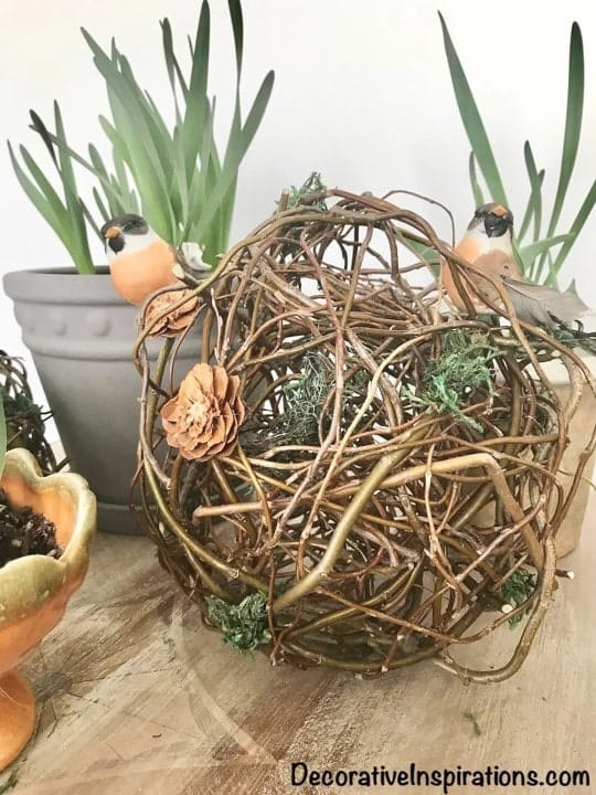 Decorative Inspirations- Garden Sphere-min