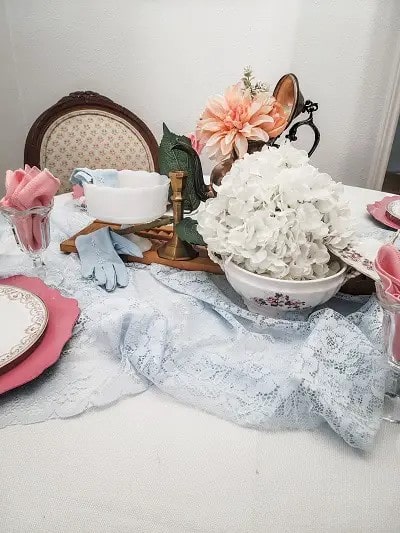 Spring Shabby Chic Table Centerpiece - The Fifth Sparrow No More-min