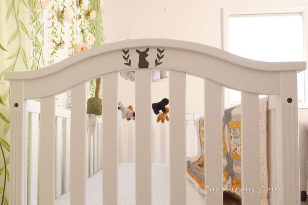 Stenciled Crib - The Vixens Den-min