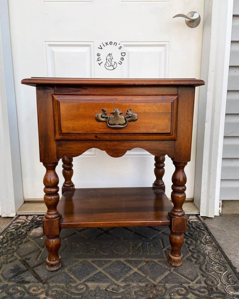 A colorful end table makeover with gel stain and glaze - Green WIth Decor