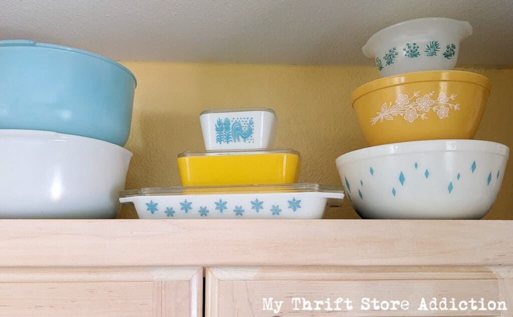 stacked pyrex - my thrift store addiction-min