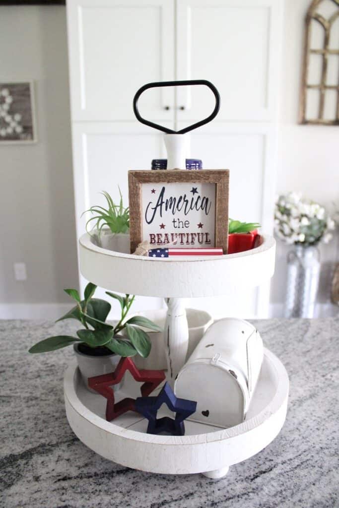 Patriotic Tiered Tray in Kitchen - Mornings on Macedonia-min